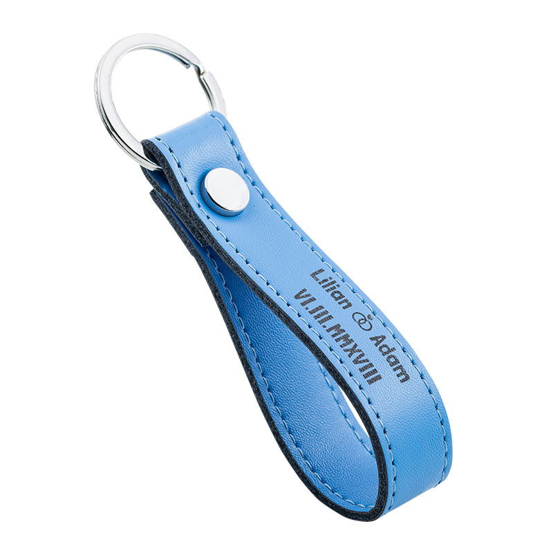 Personalisierter Schlüsselanhänger aus echtem Leder